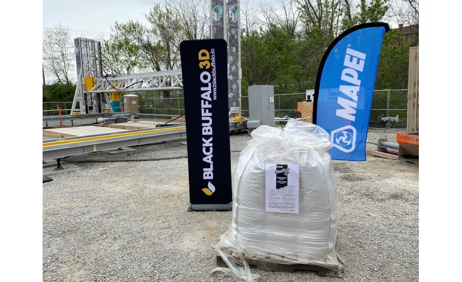 Planitop Product - officially on site- co-branded with BB - printer in background.jpg