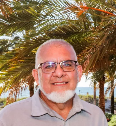 Mike Henry Headshot.jpg