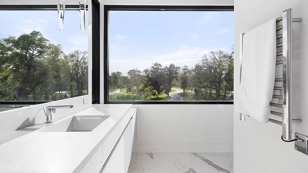 Neolith Bathroom