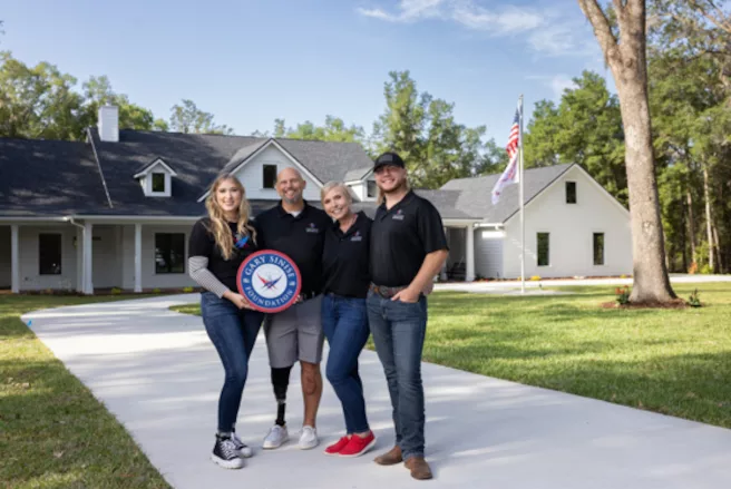 U.S. Army First Sergeant John Borders and family