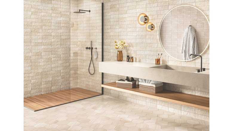 Beige bathroom shower tiles