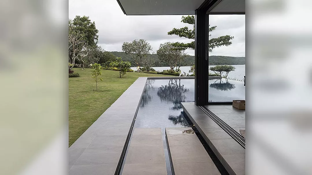 Cliff House Villas Outdoor Space