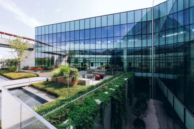 Keope Ceramich headquarters outdoor courtyard