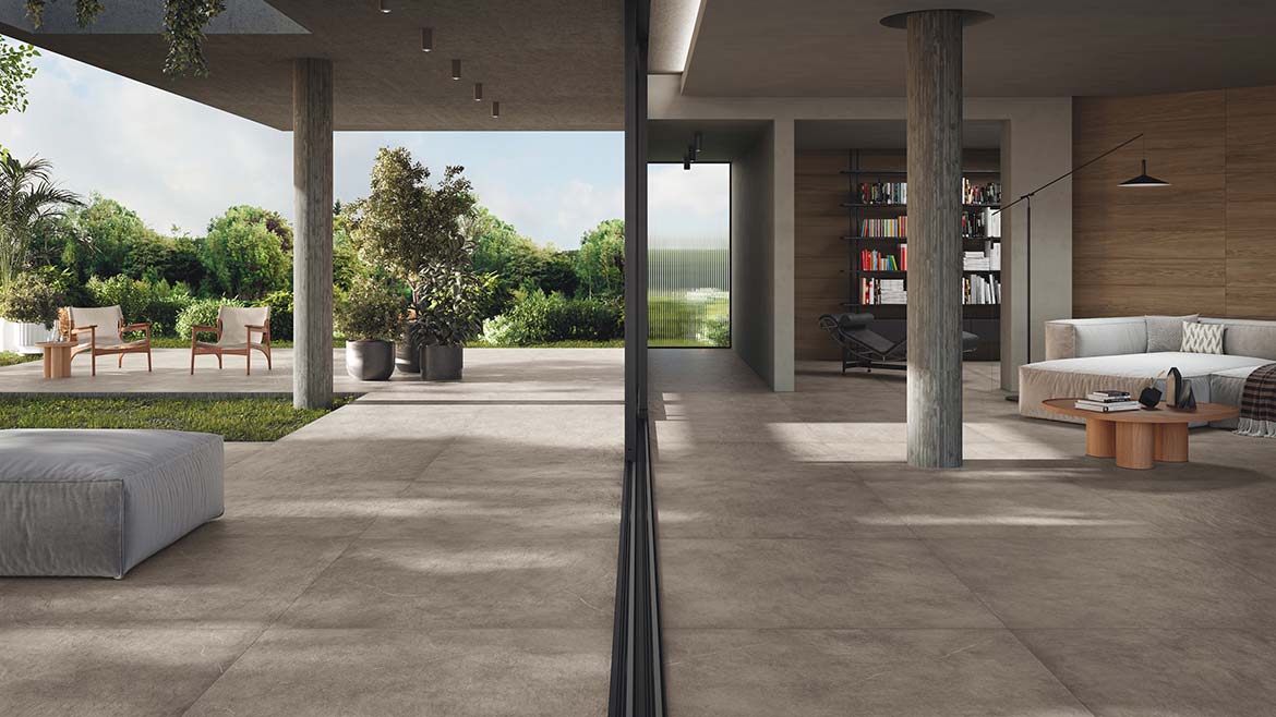 The image shows a sample of Osmos Tortora porcelain tile from Ceramiche Refin. 
