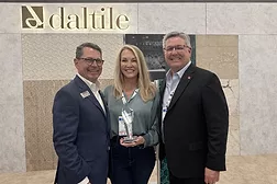 Daltile presenting 2025 Daltile Elite Statements Partners Of The Year to Design House team