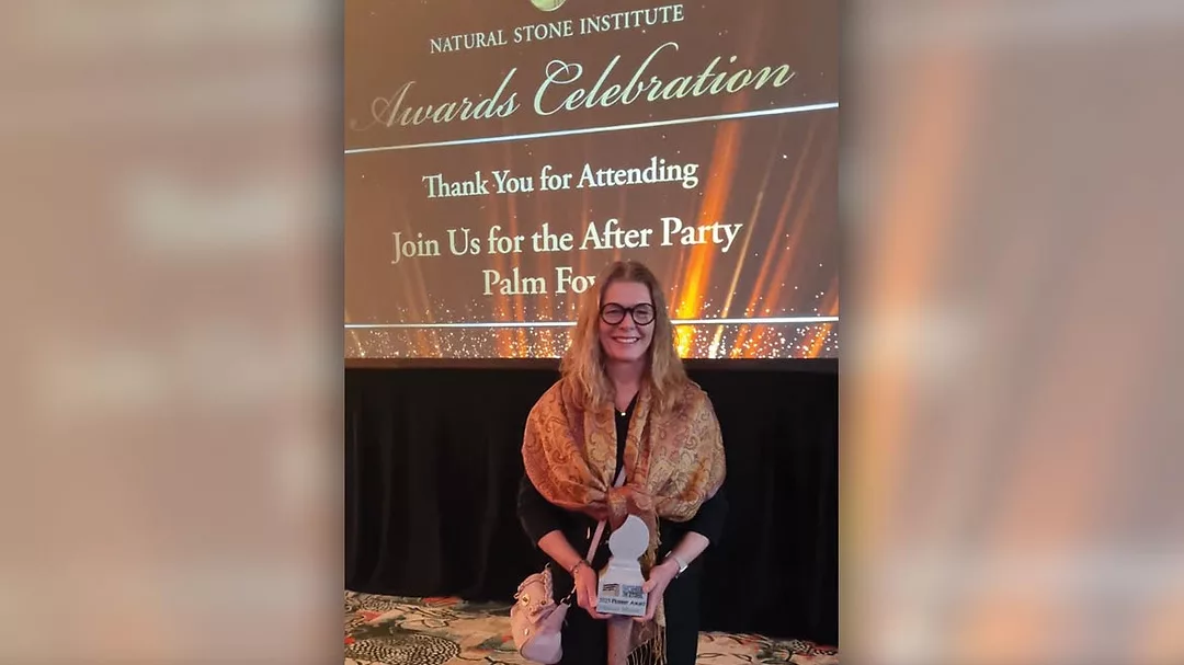 Susan Moser receives Women In Stone Pioneer Award
