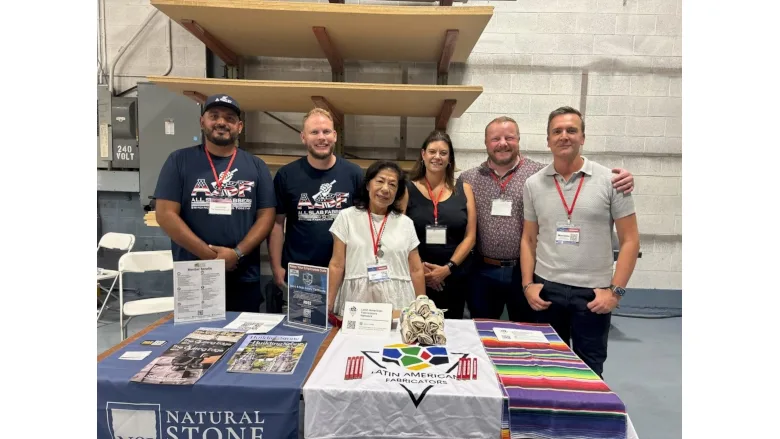 Laura Grandlienard with members of LAFN at All Slab Fabbers Workshop