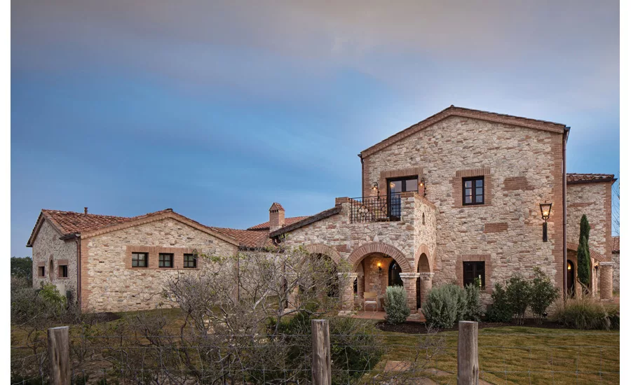 CSTD_Winter2016_Tuscan03.jpg