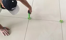 A tightening tool