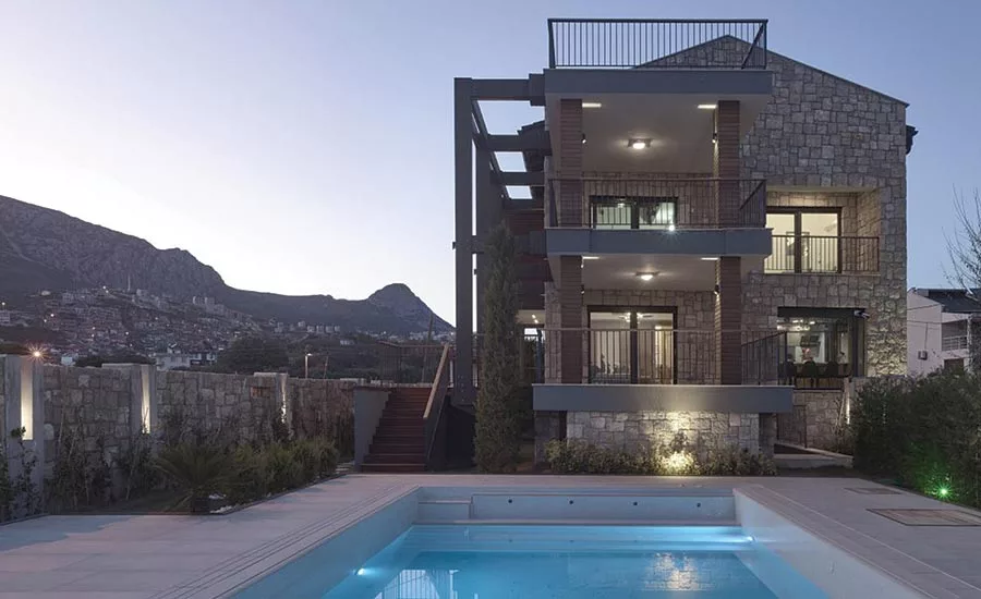 22-GHouse03.jpg