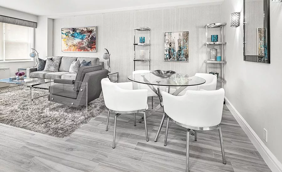 Wood-look porcelain tiles