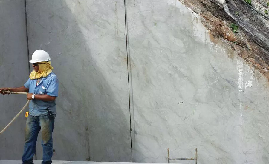 Perla Santana quartzite quarry