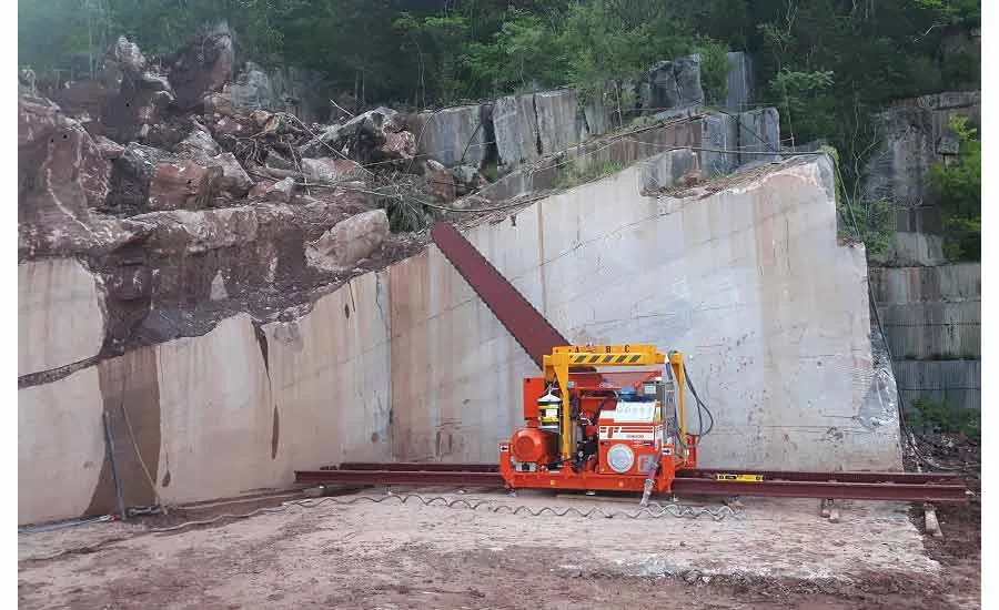 Fantini chain saw and Benetti & Micheletti wire saws