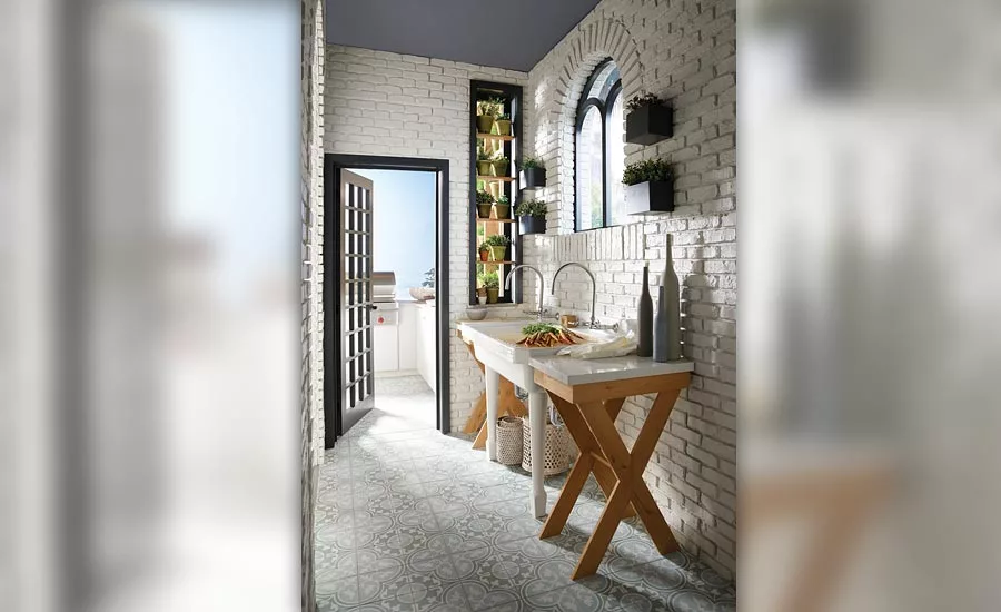 The potting nook countertops are Silestone Eternal Calacatta Gold