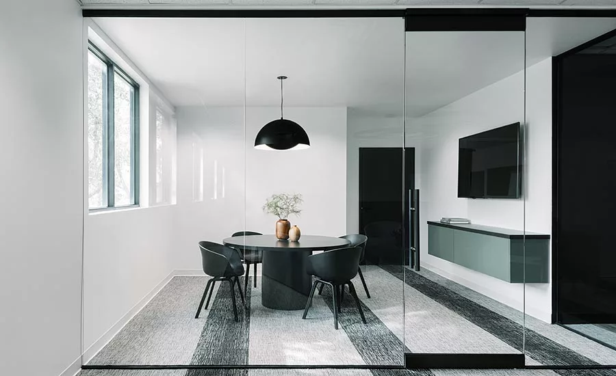 Contemporary and chic details