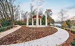 radius-cut Grey Tennessee flagstone