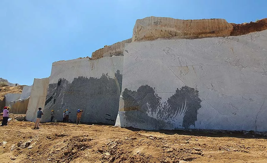 Viscon White granite quarry