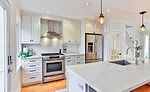 SW 1021 One-on-One with Vadara Quartz, Bronzo