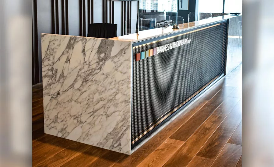 SW 1121 Inside the Shop: Reception Desk