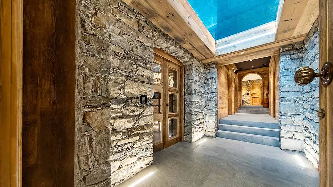 SW 0122 Web Exclusive: Villa Bacchini 2