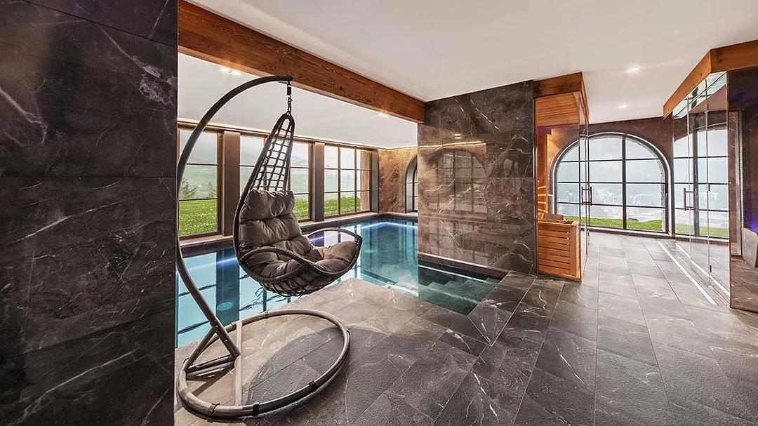 SW 0122 Web Exclusive: Villa Bacchini 5