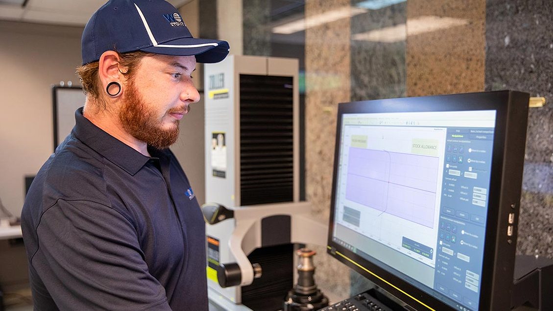 Using a Pre-setter to help Automation | Stone World