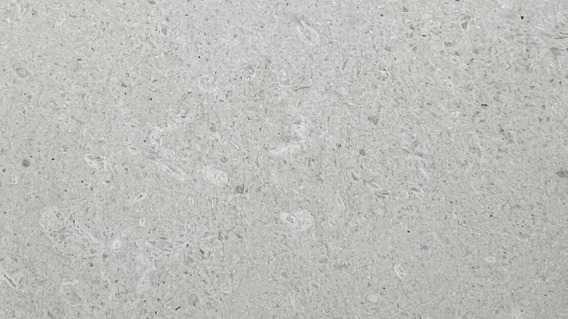 Close up of the Perle Blanc limestone by Durango Stone
