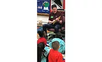 DalTile reads to local children