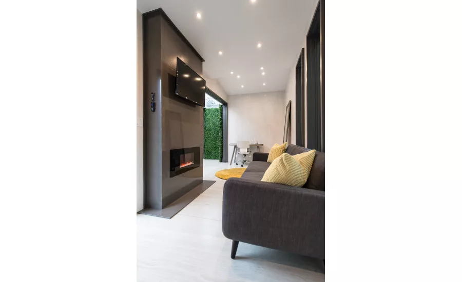 Neolith’s tiny house at KBIS 9