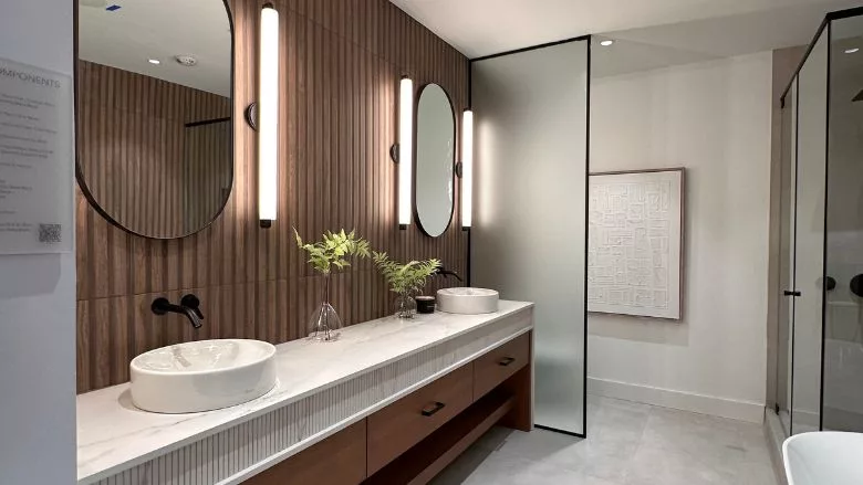 Bath vignette