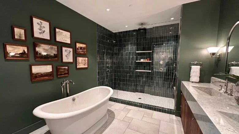 Bath Vignette