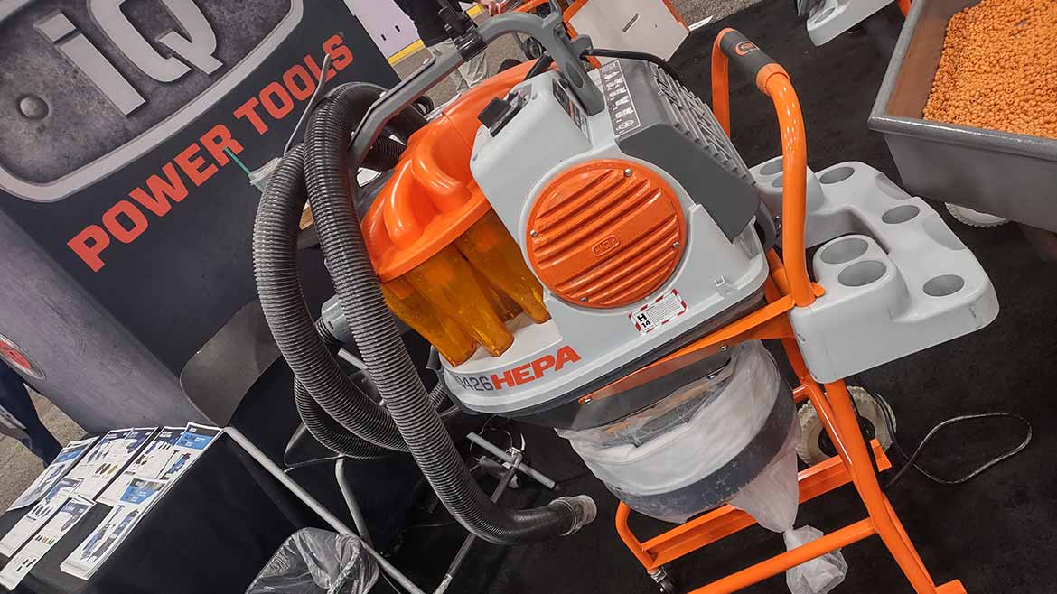 IQ Power Tools 426 HEPA vacuum