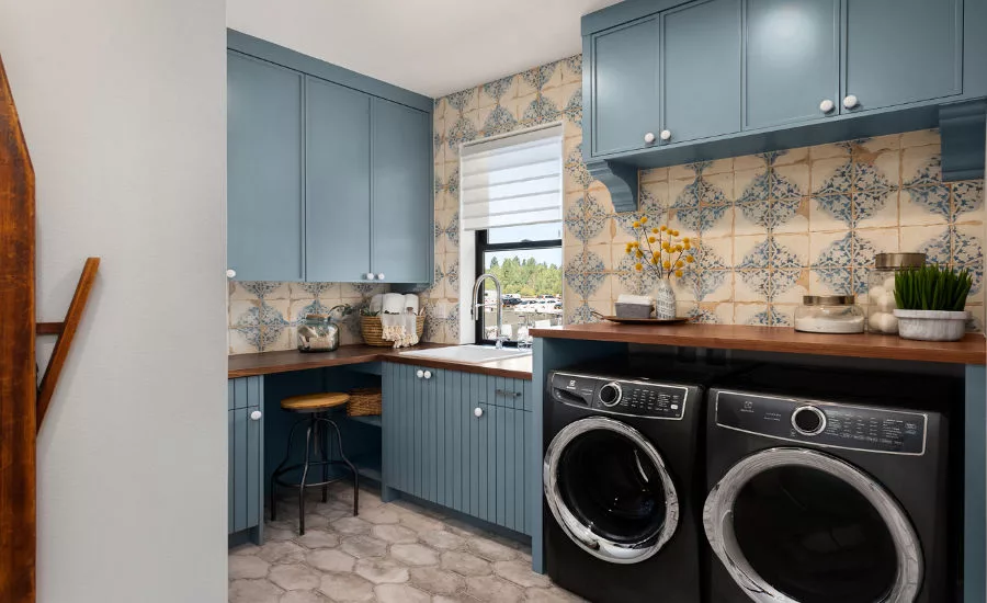 White ceramic tiles 